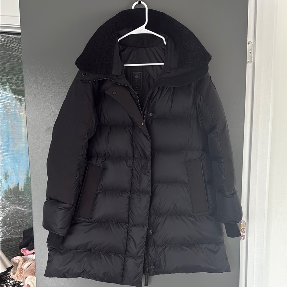 Canada Goose Altona Black Coat - Picture 4 of 8